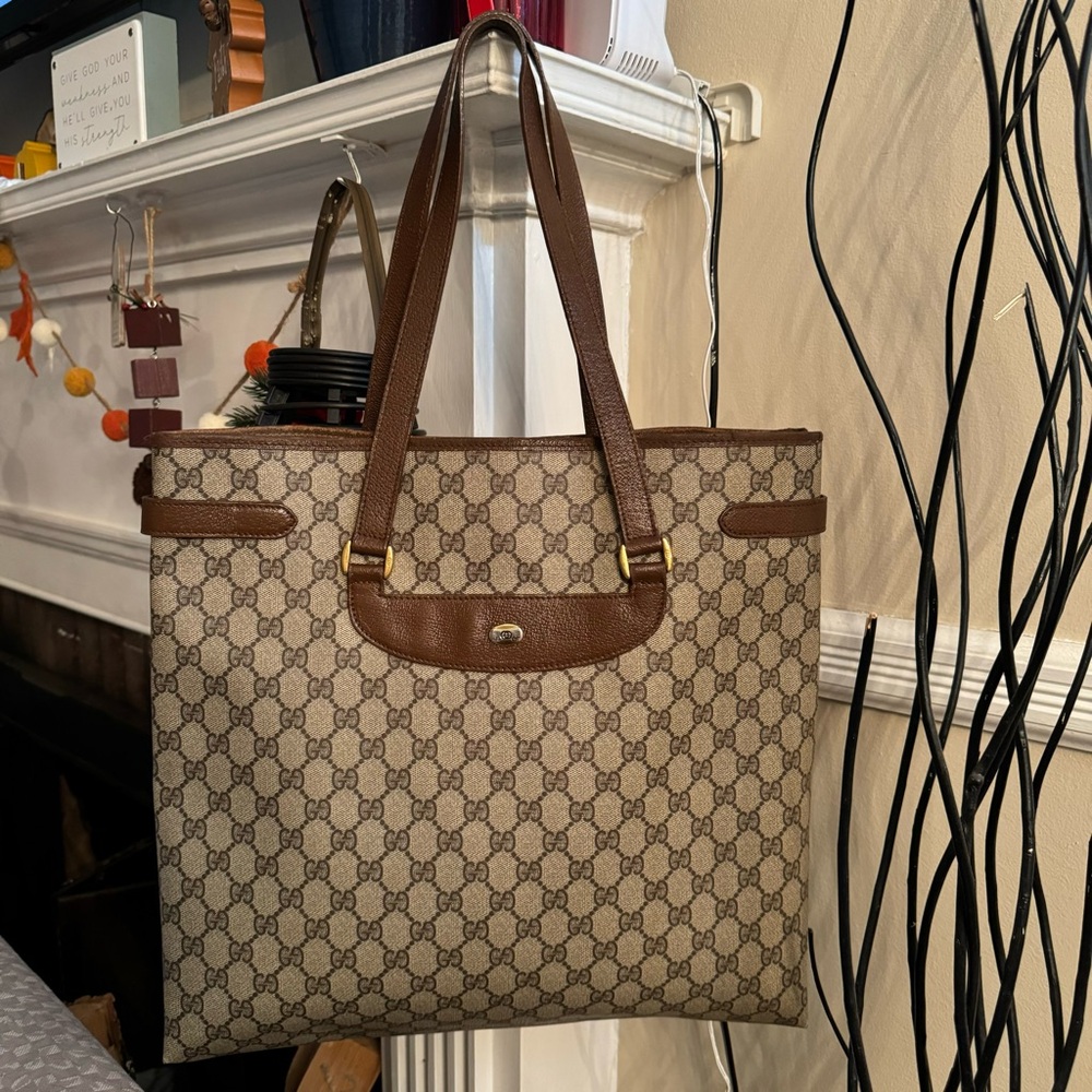 Authentic Gucci Vintage Handbag